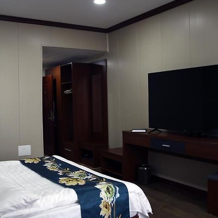Aparthotel Peace House Bucarest Esterno foto