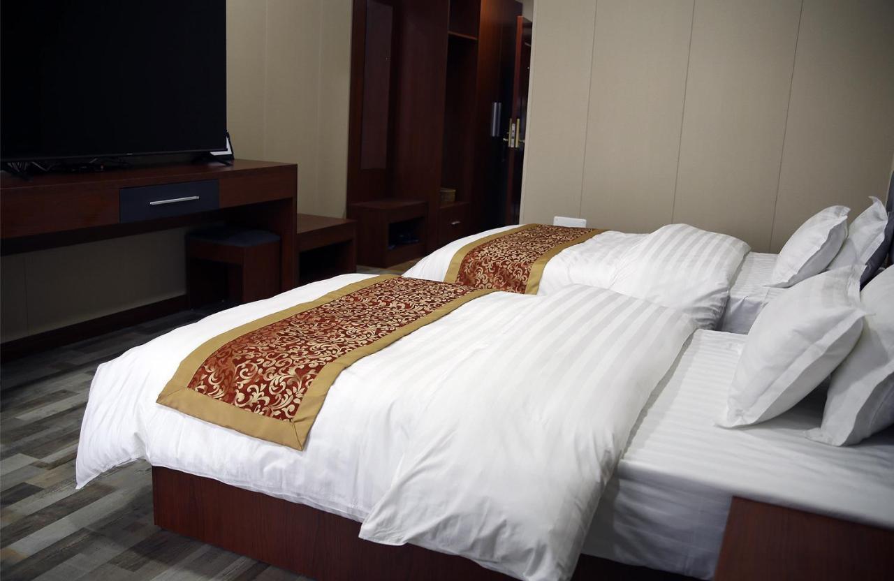 Aparthotel Peace House Bucarest Esterno foto