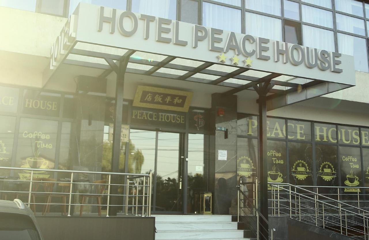 Aparthotel Peace House Bucarest Esterno foto